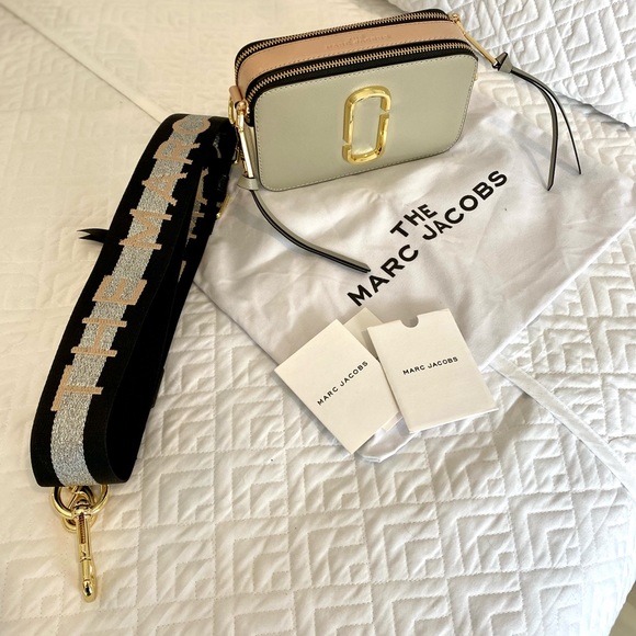 Marc Jacobs Snapshot Bag. Blush pink & grey with pink, black & silver strap - Picture 2 of 16
